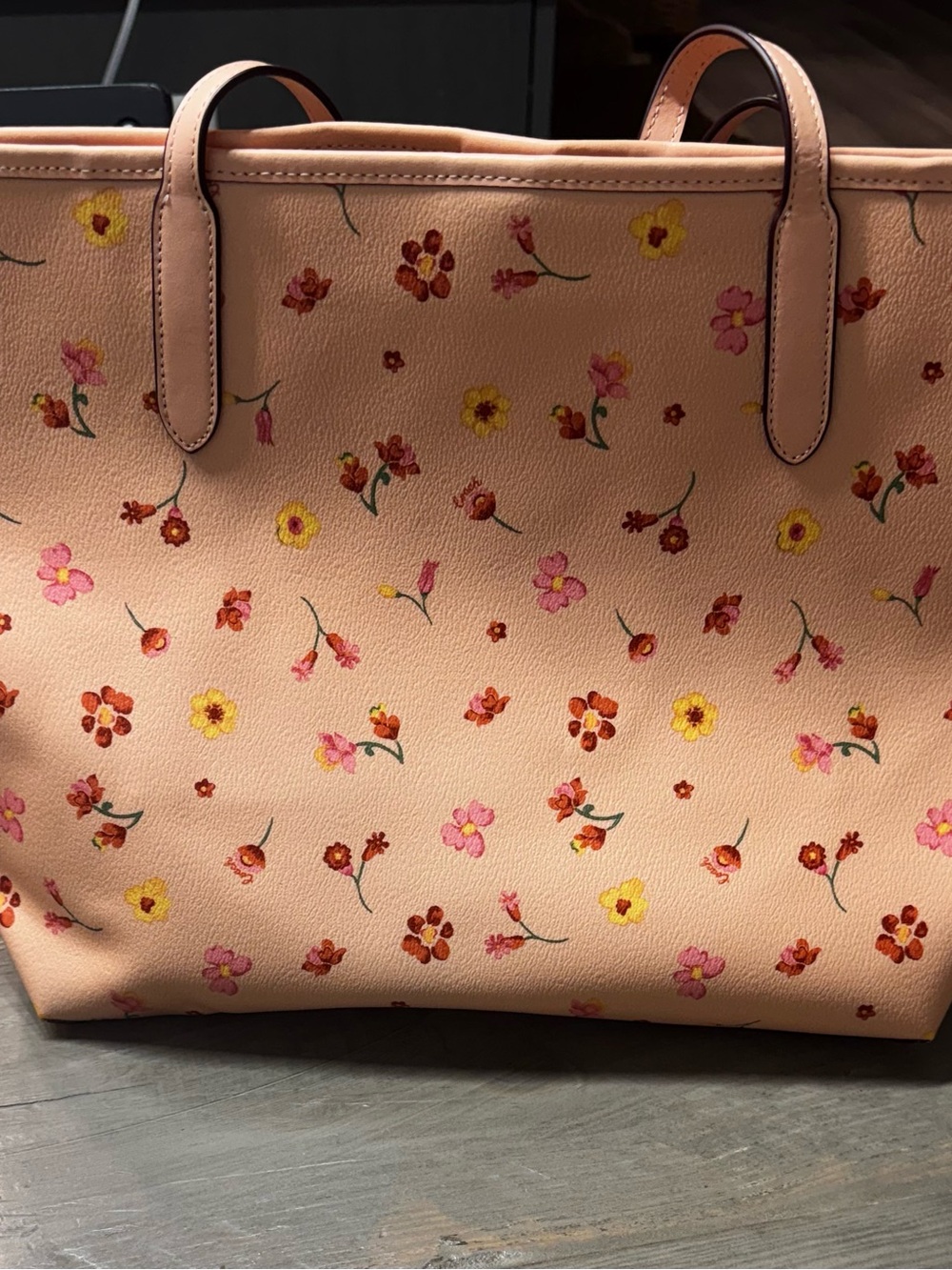 Coach Peach Floral Leather Tote with Gold Logo - Picture 2 of 4